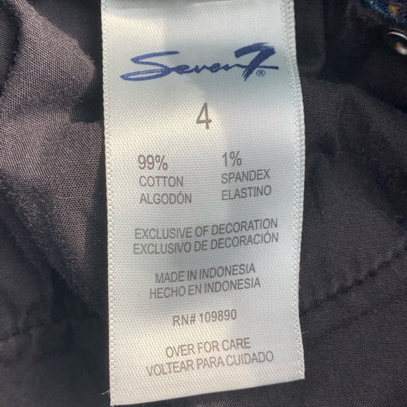 Seven7 Jean Shorts Size 4 - Picture 6 of 7